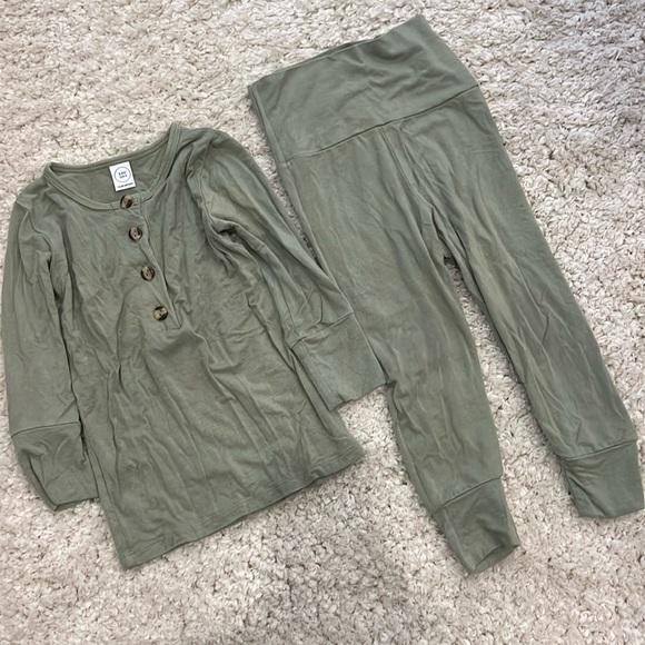 Lou Lou and Company 12-24 month top and bottom set olive green color. - Picture 1 of 5